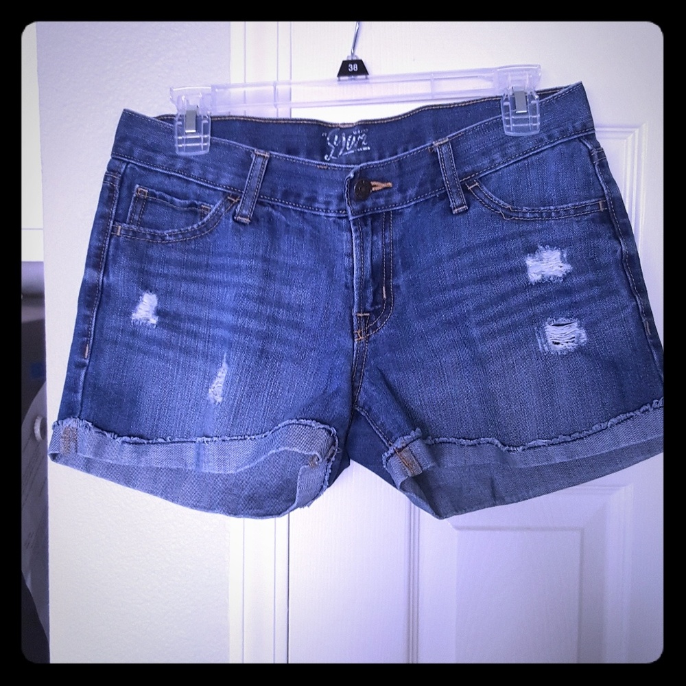Denim shorts. Size 6
